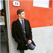 Insegnante di storia dell’arte con esperienza museale di guida